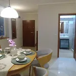 U Podnoza Gor Stolowych