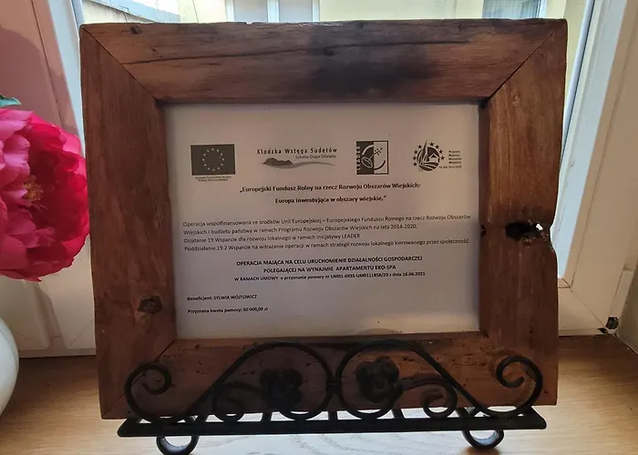 U Podnoza Gor Stolowych Apartamento Radkow