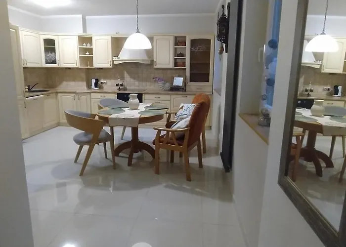 U Podnoza Gor Stolowych Radkow